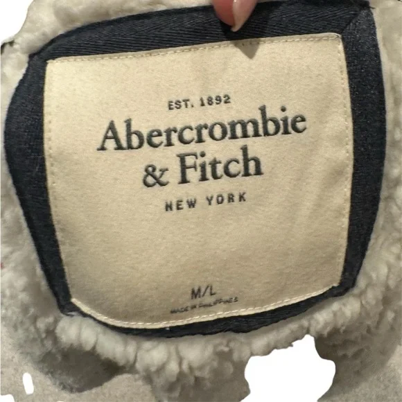 Abercrombie Teddy Sharpa Cardigan M/L - Picture 3 of 5